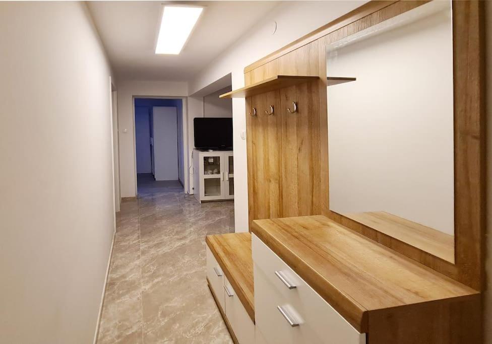 Hisa Idej Lägenhet Sežana Exteriör bild